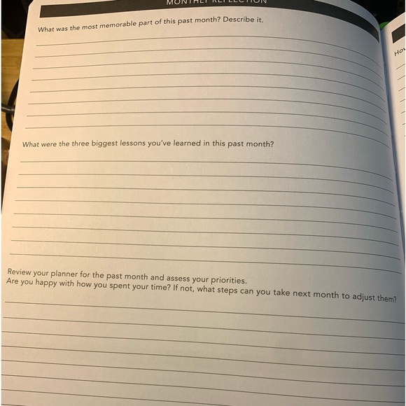 Passion Planner - Picture 3 of 12